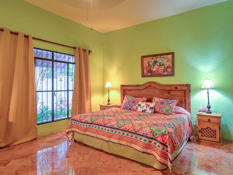 Tranquil Tropical Oasis In The Historic Center
