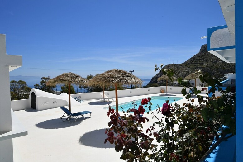 Apartamentos Ancient Thira Hotel