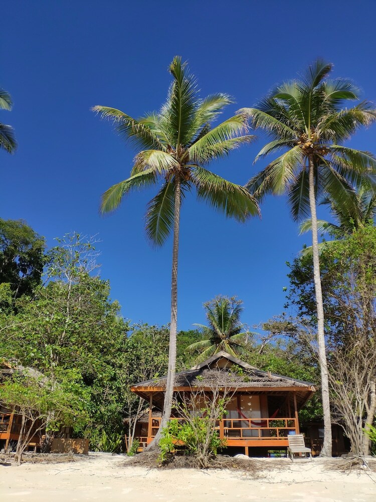 Bed & Breakfast Harmony Bay Resort And Dive Center