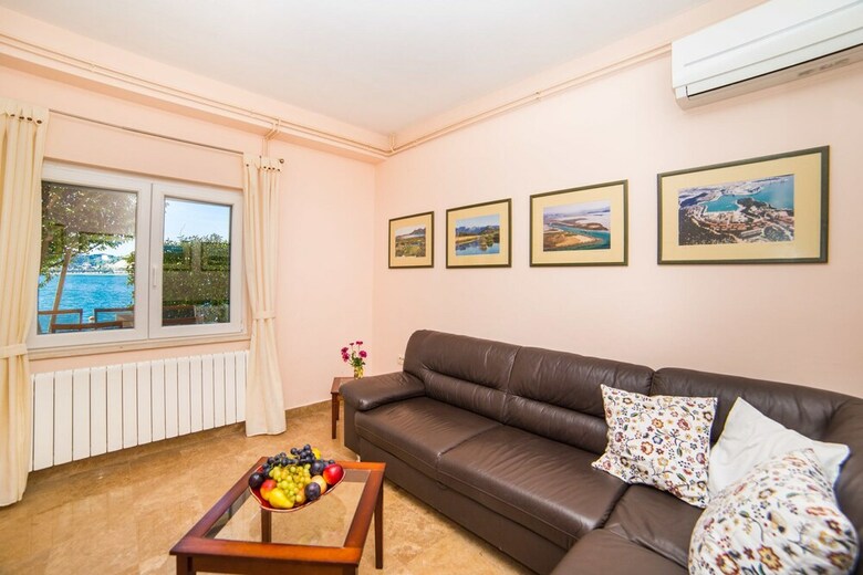 Villa House Ljilja