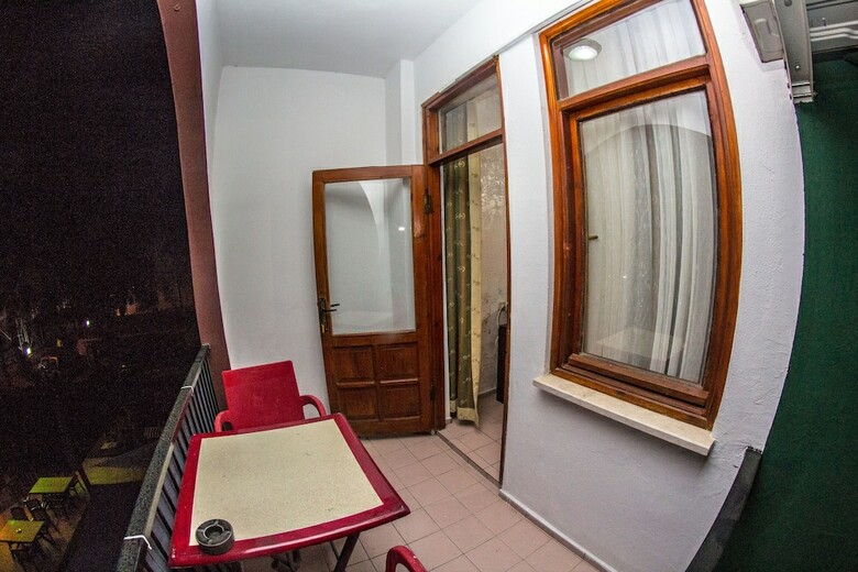 Hotel El Latino Otel