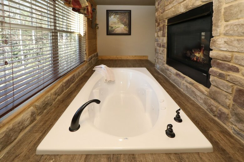 Splash Time Cinema - Six Bedroom Chalet