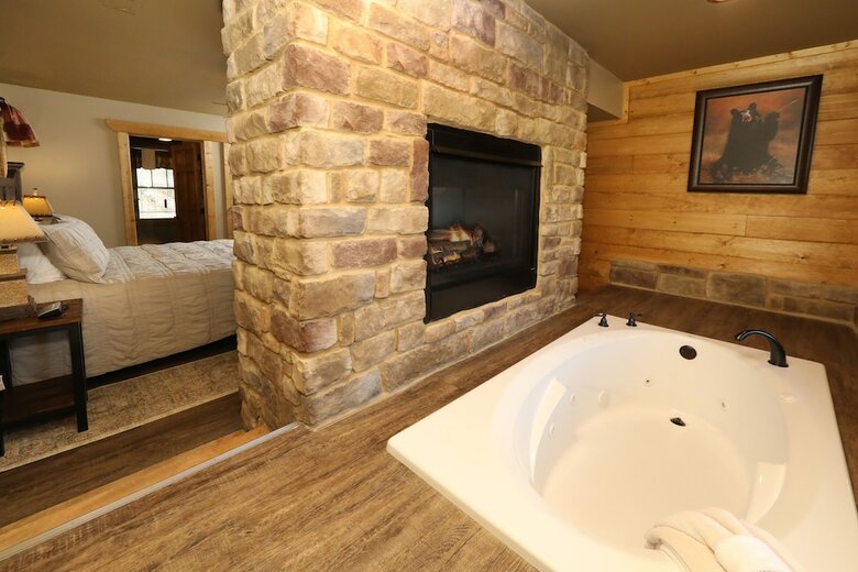 Splash Time Cinema - Six Bedroom Chalet