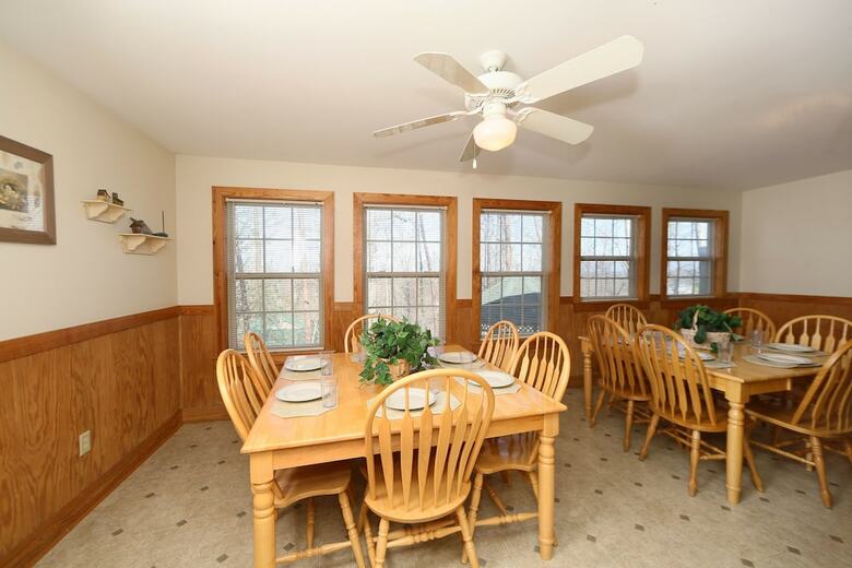 Magnolia Place 5 - Eight Bedroom Chalet