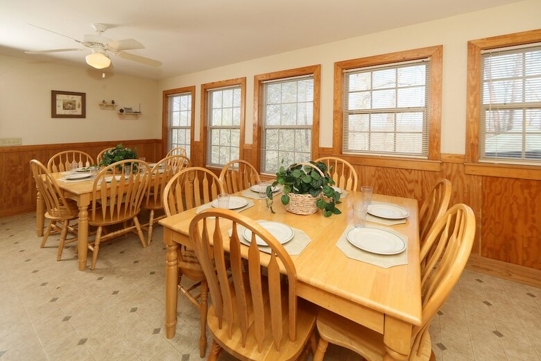 Magnolia Place 5 - Eight Bedroom Chalet