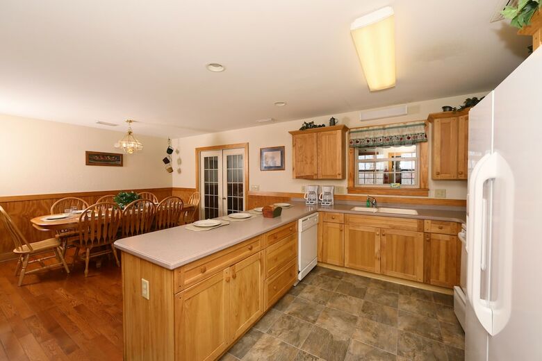 Magnolia Place 5 - Eight Bedroom Chalet