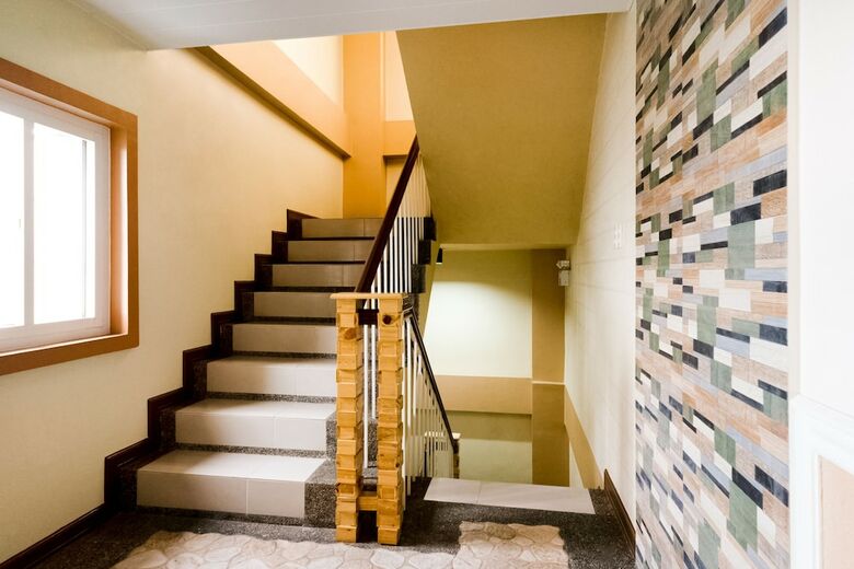 Hostal Oyo 240 Country Artist Hotel