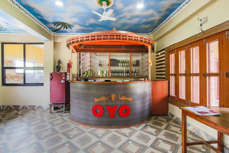 Hotel Oyo 379 Holiday Resort