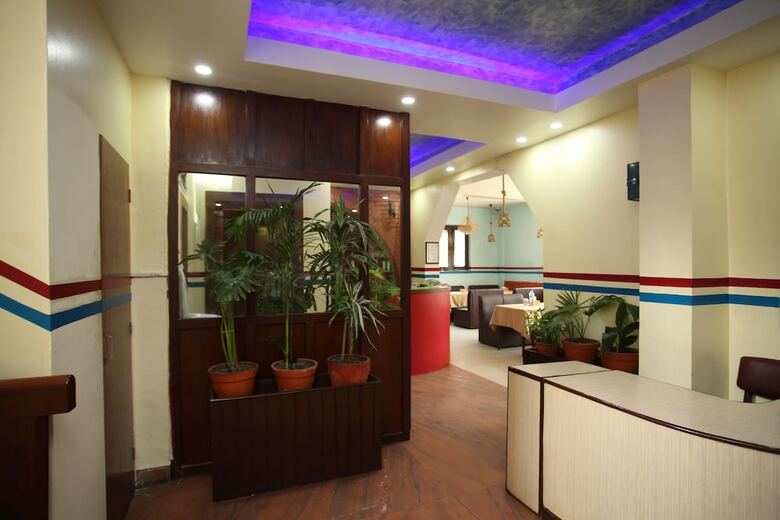 Spot On 383 Hotel Himalayan Ashoka