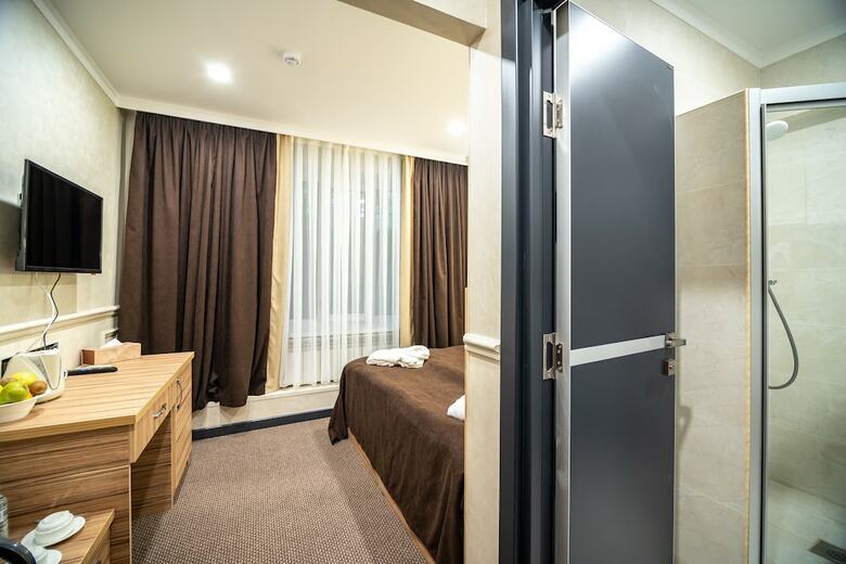 Bed & Breakfast Mildom City Hotel
