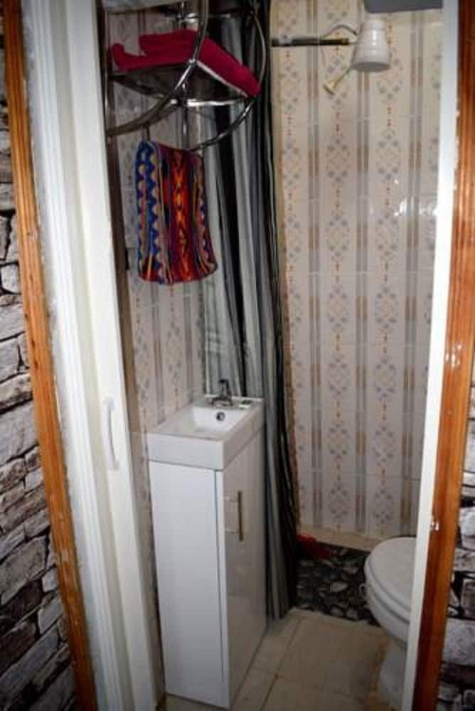 Hotel Sasana Guest House