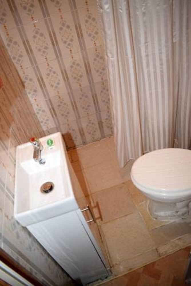 Hotel Sasana Guest House