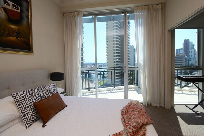 Apartamentos Peep Sleep Chevron Towers