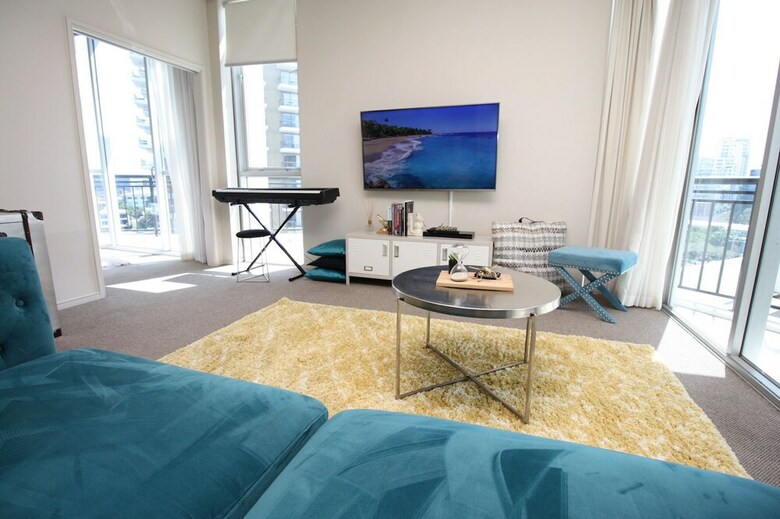 Apartamentos Peep Sleep Chevron Towers