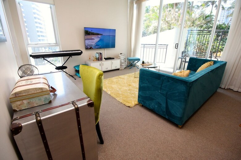 Apartamentos Peep Sleep Chevron Towers