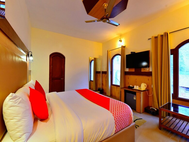 Hotel Capital O 30169 Signature Manaali