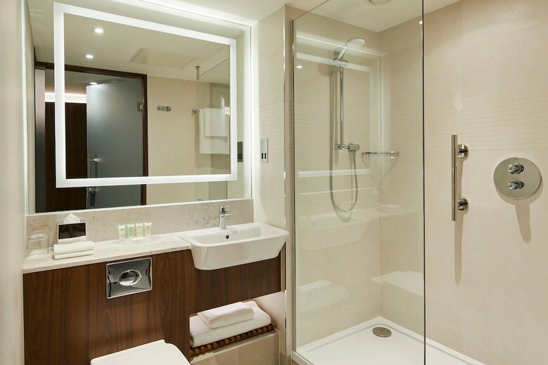 Hotel Courtyard By Marriott Oxford City Centre