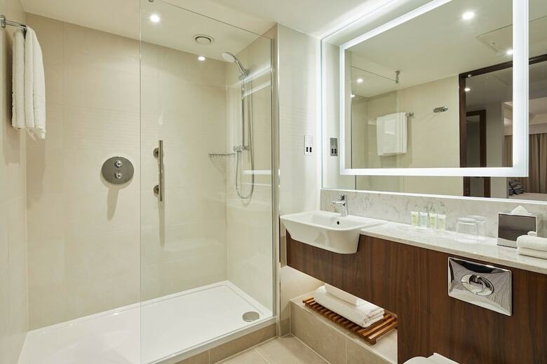 Hotel Courtyard By Marriott Oxford City Centre