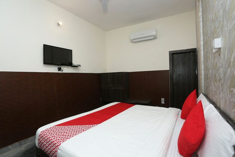 Hotel Oyo 27965 The Heaven