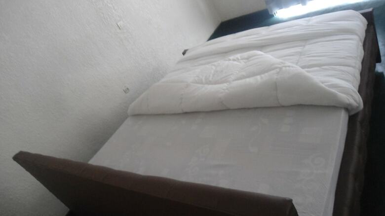 Airport Inn Motel
