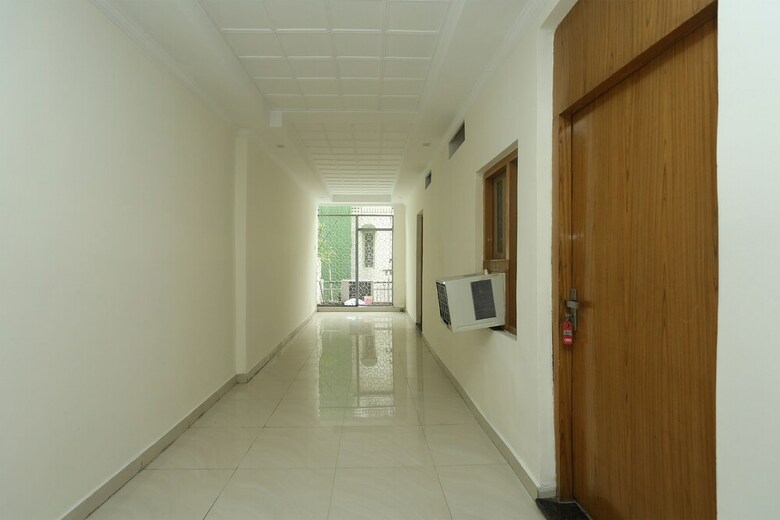 Hotel Oyo 18267 Sunita