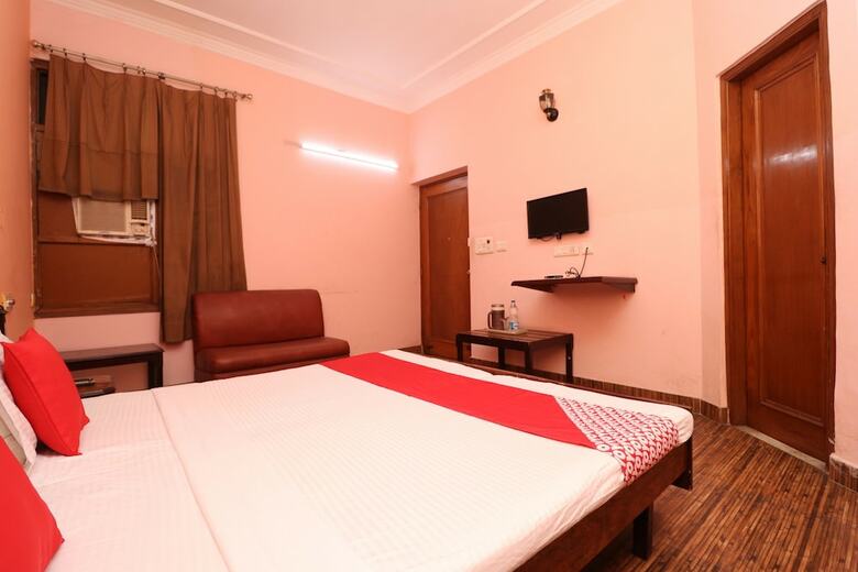 Hotel Oyo 35965 Kishore Castle
