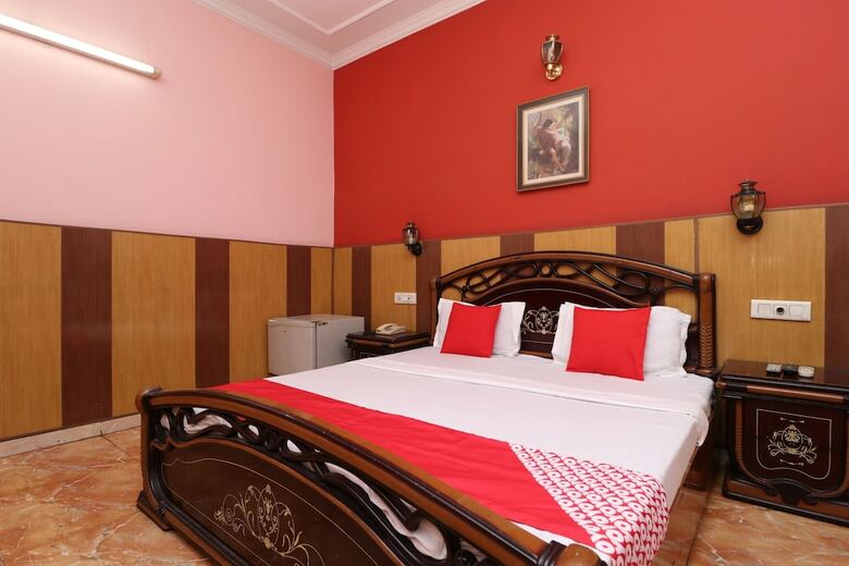 Hotel Oyo 35965 Kishore Castle