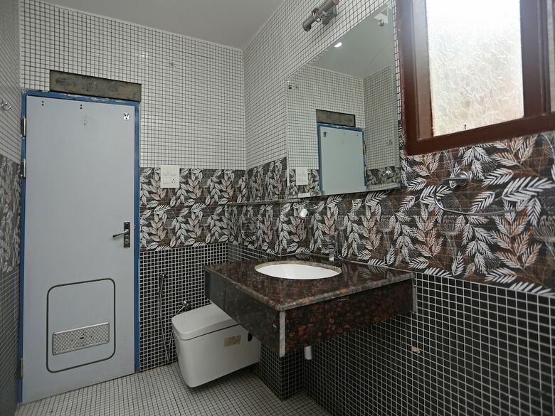 Hotel Oyo 28186 New Blue Heaven