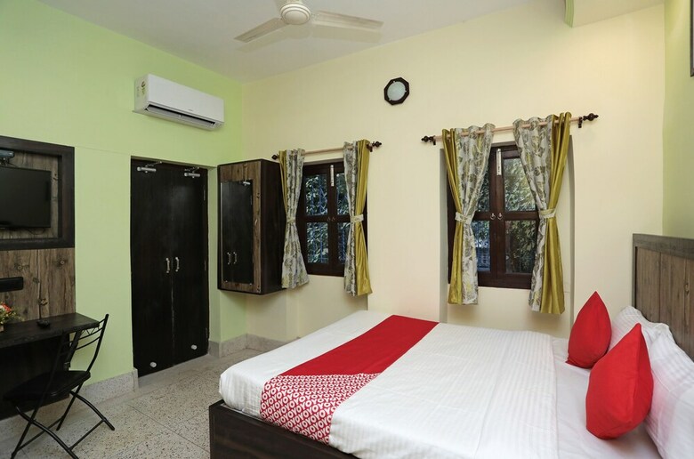 Oyo 22297 Hotel 86b