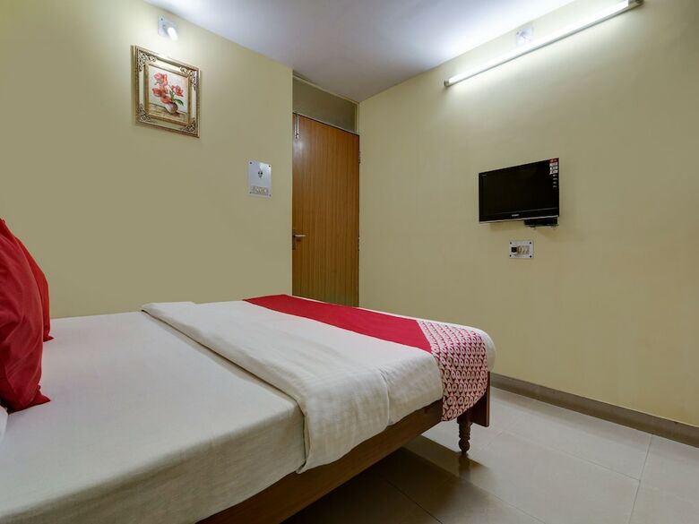 Oyo 4283 Hotel Satguru