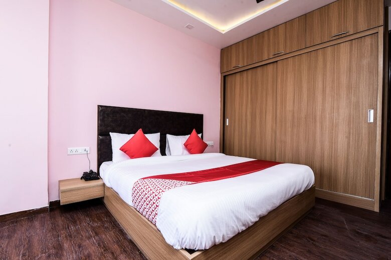 Hotel Oyo Flagship 16044 Sector 18