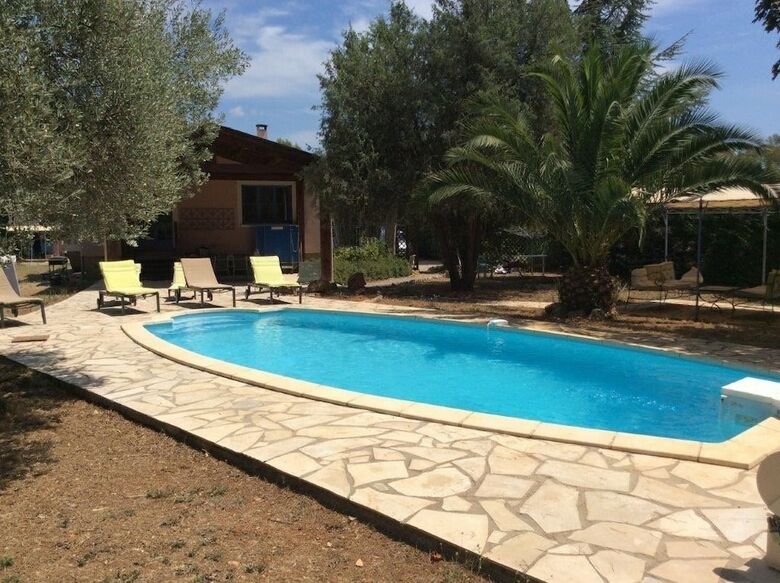 Villa Le Mas Des Cigales