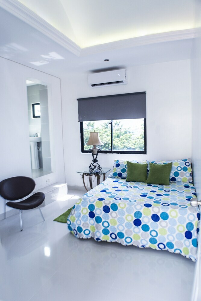 Apartamentos Malecon Rooms & Hotel