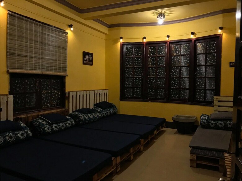 Hotel Mars House Homestay