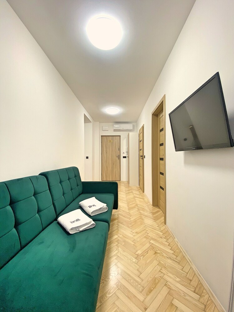 Bob Apartments