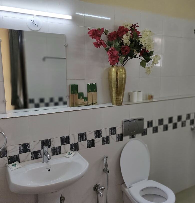 Hotel Paradise Wild Hills