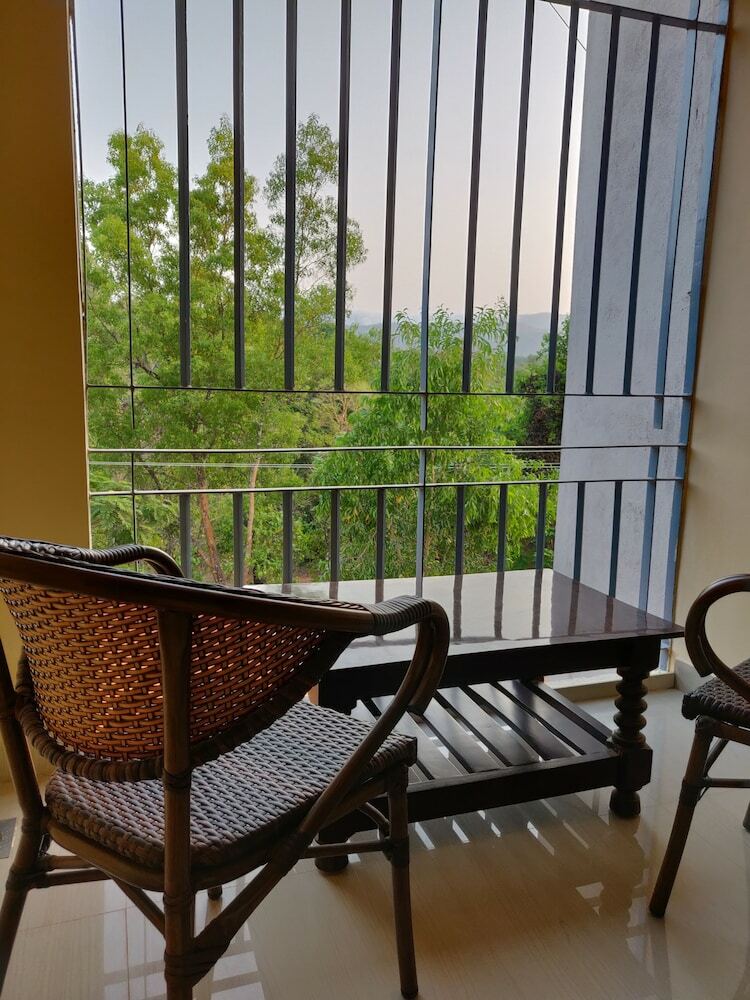 Hotel Paradise Wild Hills
