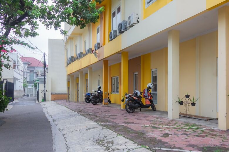 Hotel Oyo 911 Tebet Residence