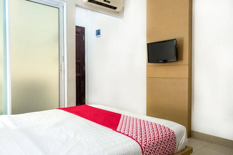 Oyo 664 Romance Hotel