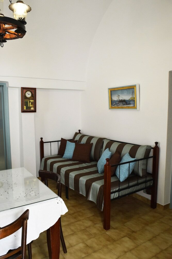 Apartamentos Authentic Santorinian Home Experience