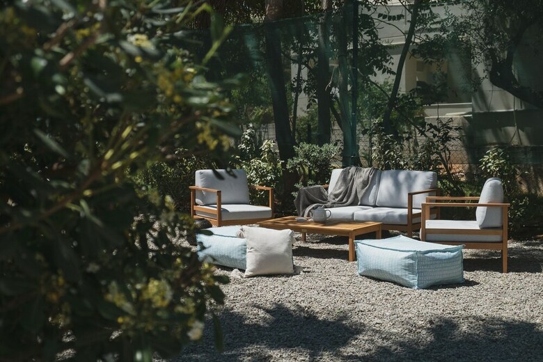 Mid-century Modern Villa Vintage Charm