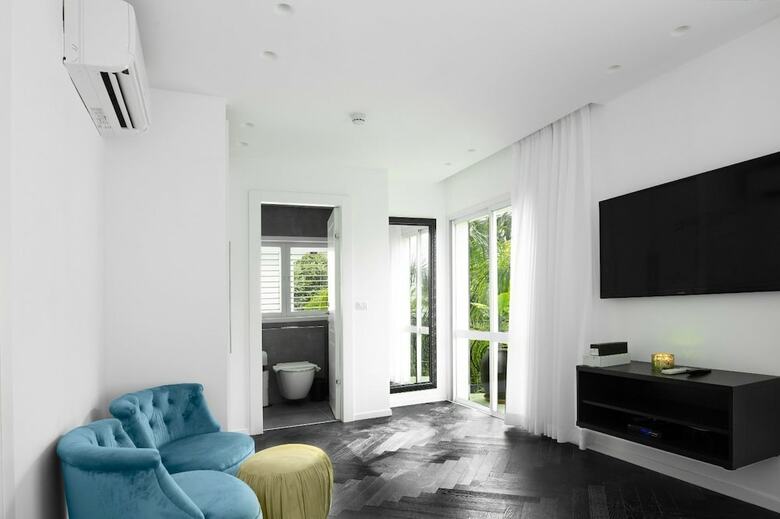 Villa Alma Suites