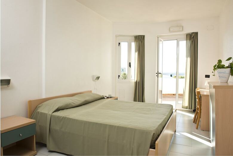 Cala Corvino Hotel Resort