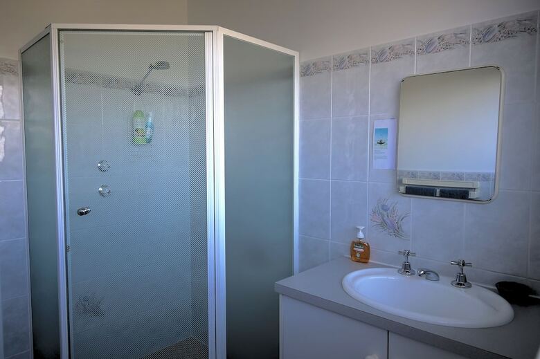 Emu Bay Holiday Homes