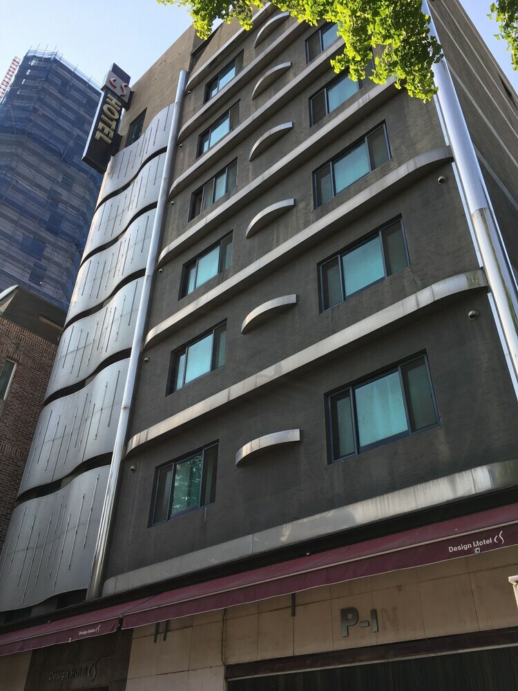 Cs Hotel