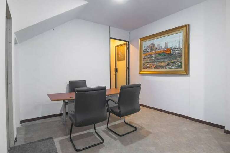 Hotel Reddoorz Near Itc Mangga Dua