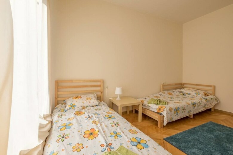 Fm Deluxe 2-bdr Apartment With Terrace - Central City View