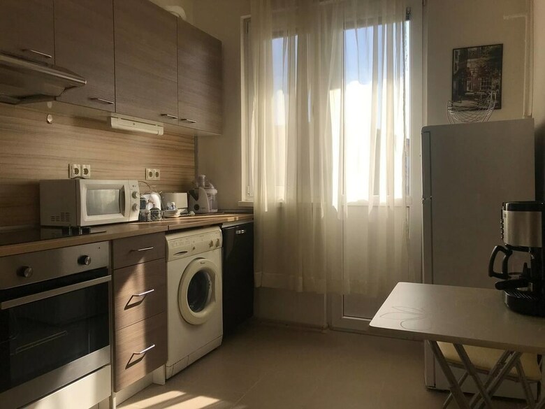 Fm Deluxe 2-bdr Apartment With Terrace - Central City View