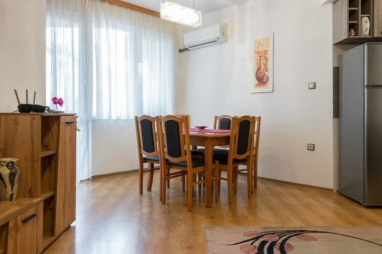 Fm Deluxe 2- Bdr Apartment - Youth Hill Plovdiv