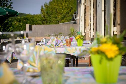 Hotel Logis Hostellerie Des Lauriers